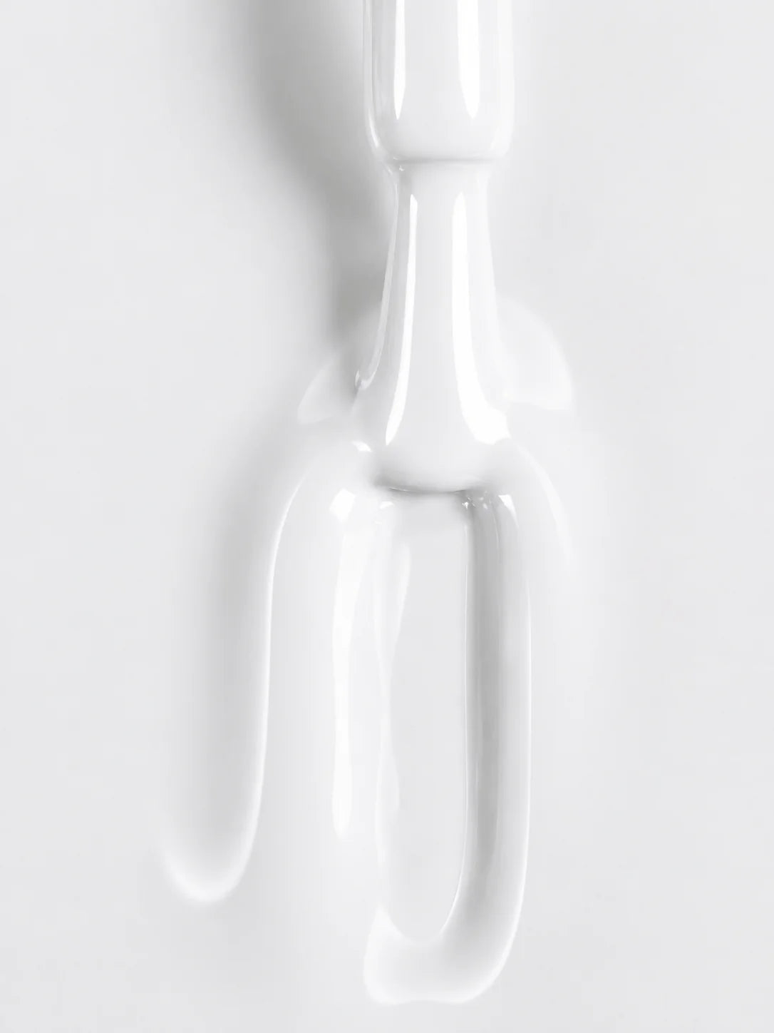 SUPREME WHITE